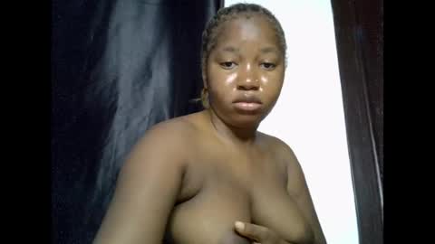 sweetcoochiex online show from April 12, 3:43 am