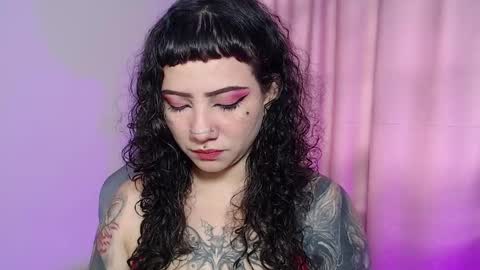       Independent model online show from June 2, 2:08 pm