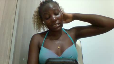 sweetfel online show from April 15, 8:31 pm