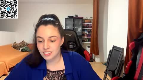 Joanna online show from June 3, 7:08 pm