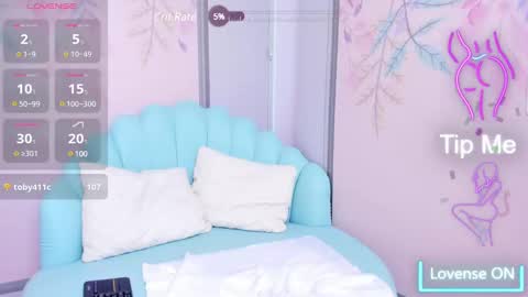 Snapshot of sweetgirl4u_ chatting on February 26, 3:10 pm MIA  online show from February 26, 3:10 pm