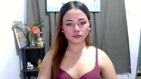 sweethotlove_xoxo online show from October 24, 12:33 am