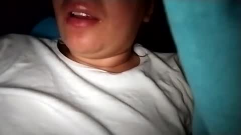 Ana Mara  i cant Make noise My family is here  online show from March 11, 4:51 am