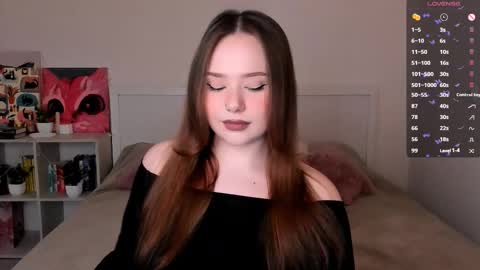 Hannah online show from February 25, 1:25 pm