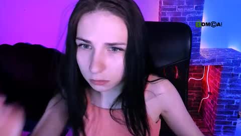 Chloe online show from February 4, 10:19 am