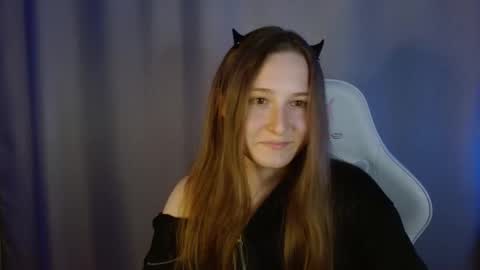 Annie online show from September 14, 8:10 pm