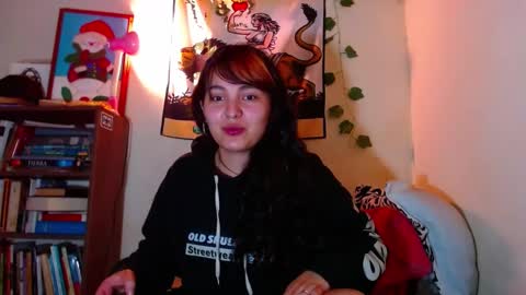 Snapshot of sweetie_maryy chatting on December 16, 4:13 am Maria  my insta sweetie maryy   online show from December 16, 4:13 am
