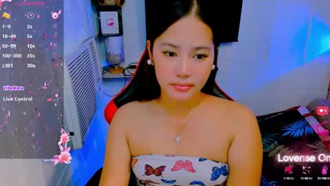 Nicole online show from September 19, 1:37 pm