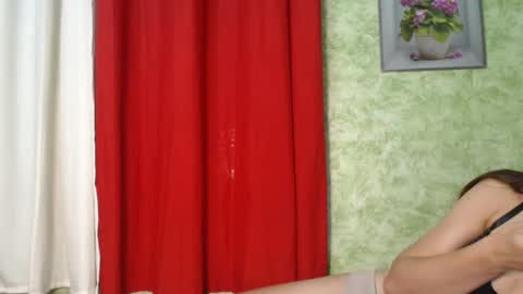 sweetiestkylie online show from March 8, 4:01 am