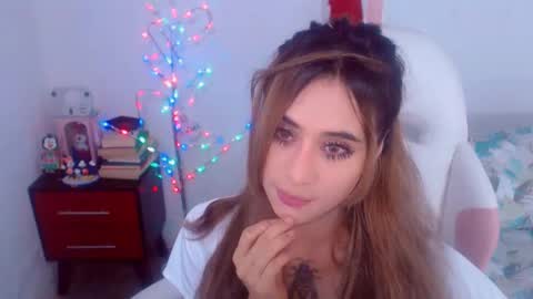 karen online show from December 11, 3:58 pm