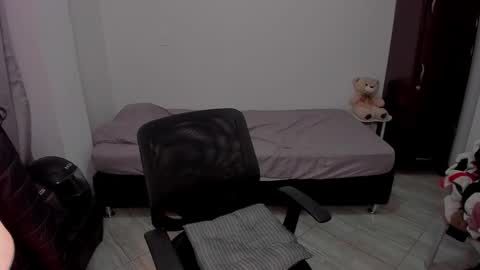 Lian online show from February 9, 5:55 am