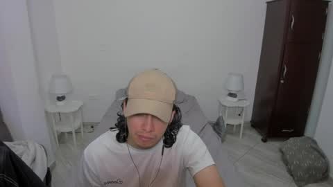 Lian online show from April 15, 2:04 am