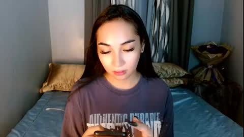 Lilly online show from April 18, 3:19 am