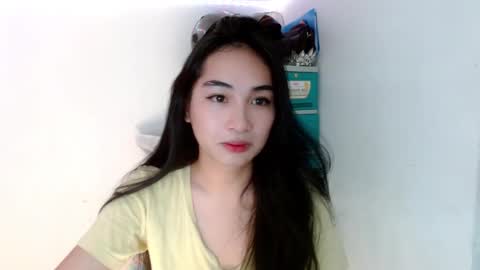 Lilly online show from February 1, 11:42 am