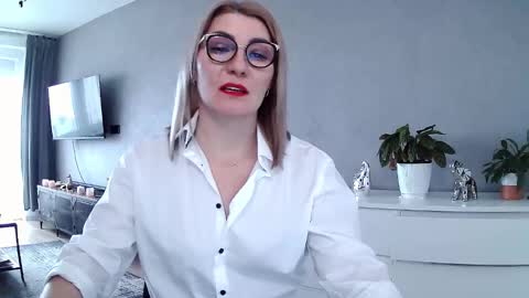 sweetmarthaaa online show from February 13, 10:51 am