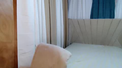 Princess Ella online show from November 22, 10:29 pm