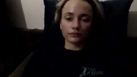 sweetsatalana online show from May 31, 2:32 am