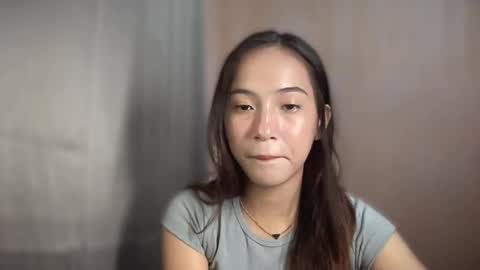 Mia online show from January 9, 12:33 pm