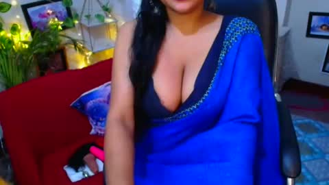 Snapshot of sweetsour18 chatting on September 29, 1:48 am SweetSour online show from September 29, 1:48 am