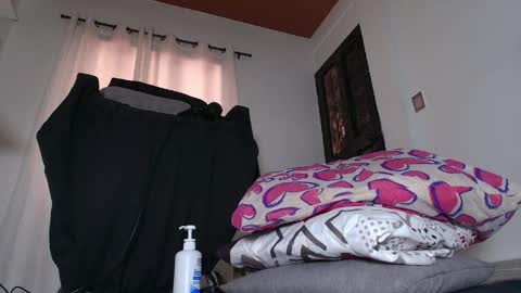 dulce online show from April 15, 7:27 pm