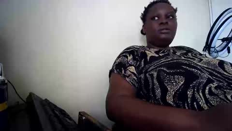 PEACHES online show from April 8, 8:28 am