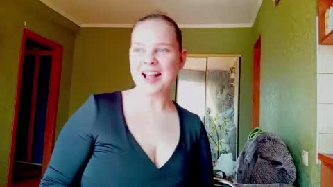 SweetxPiggy online show from August 5, 12:57 pm