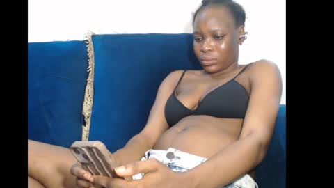 Snapshot of sweetxxpie chatting on September 20, 11:52 pm Sweetxxpie online show from September 20, 11:52 pm