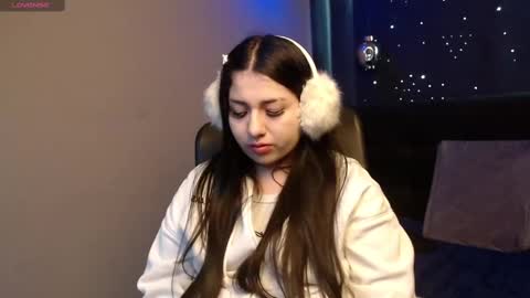 Ashley 3 online show from March 4, 11:40 am