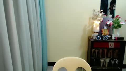 Megan online show from May 24, 3:18 pm