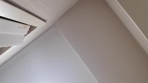 Snapshot of sweetywhity2 chatting on December 10, 7:54 pm Silvia online show from December 10, 7:54 pm