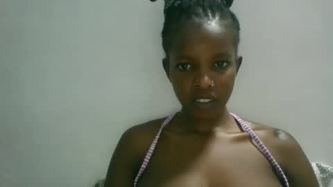 sweetz_candice online show from September 18, 8:24 pm