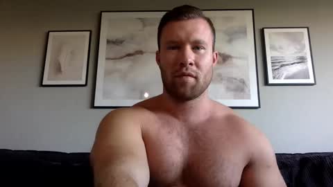 swekingxx online show from October 10, 8:09 am