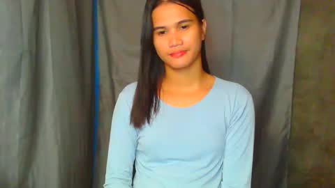 Rhea online show from April 8, 2:42 pm