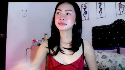 Holly online show from November 12, 1:41 am