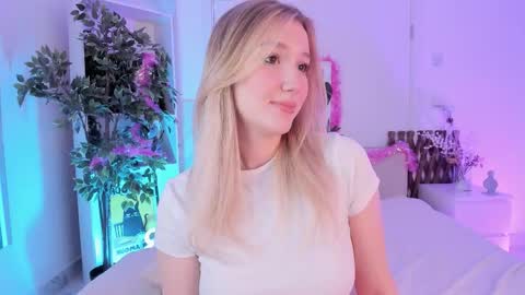 Ellie online show from January 11, 8:20 am