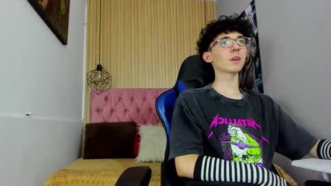 Syriussz online show from February 25, 7:39 pm