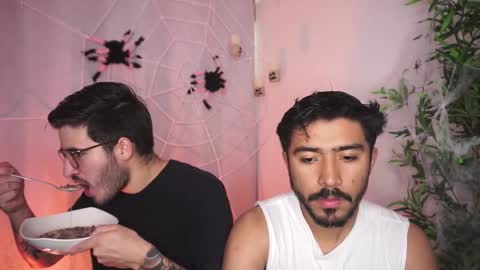 t0ny_wylie online show from October 18, 4:55 pm