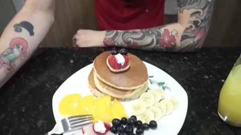 t0ny_wylie online show from February 10, 8:21 pm