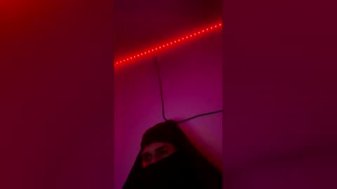 t_wilo online show from April 2, 4:20 am