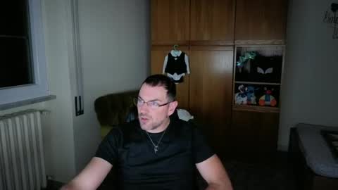 taf1989 online show from June 16, 10:47 pm