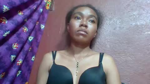 tahiryjosiah online show from April 15, 11:24 am