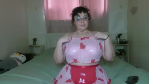 Tialove420 online show from February 24, 7:06 pm