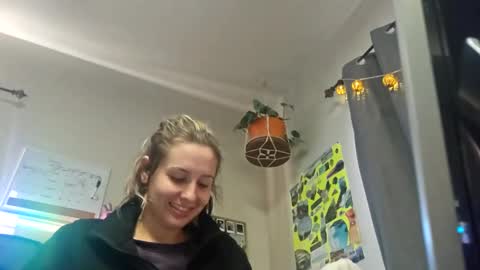 Taishabubblebutt online show from December 3, 8:11 pm