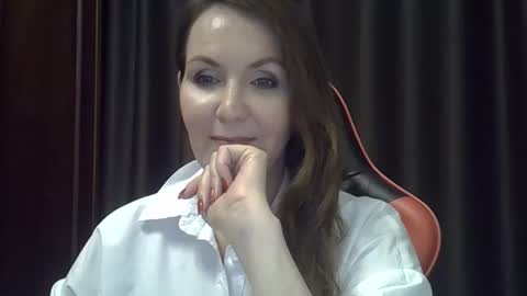 taisialucky77 online show from November 12, 6:32 pm