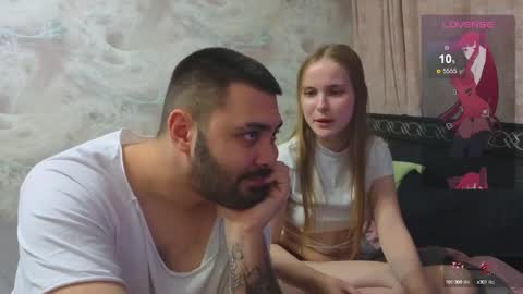 taiti_fox_cub online show from September 23, 4:34 pm