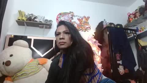 talianha online show from November 27, 10:06 pm