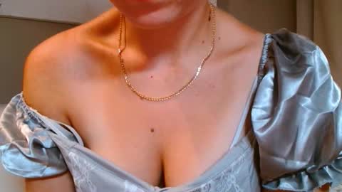  Kira  online show from October 23, 6:37 am