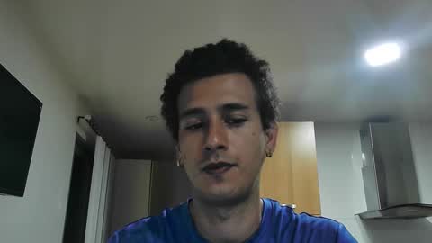 talktome4 online show from December 15, 5:25 am