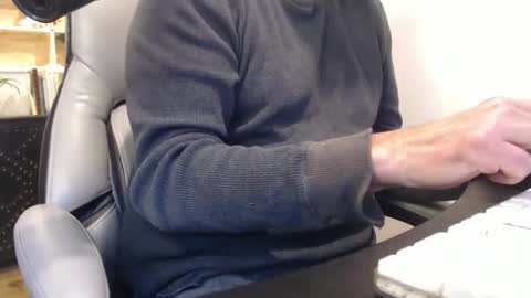 tallguysfbay online show from January 9, 11:45 pm