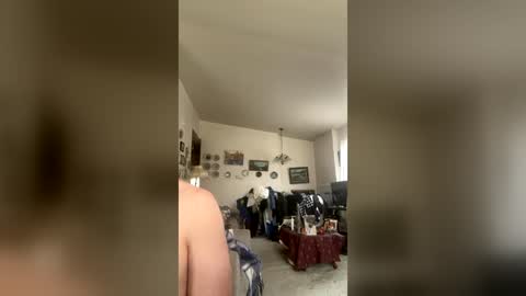 tallhandsomehung69 online show from July 16, 8:23 pm